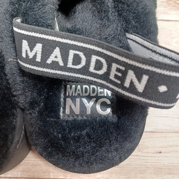 Steve Madden NYC Fuzzy Fluffy Indoor Outdoor Slippers Black Like New Size 9 - Picture 14 of 16